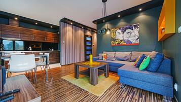 Apartment (D 38) | 1 bedroom, bed sheets