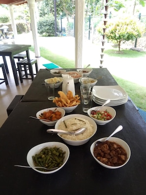 Restaurant - Evergreen Villa - Sinharaja (Deniyaya)