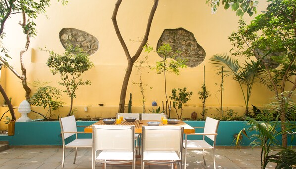 Appartement Duplex, 3 chambres | Terrasse/Patio