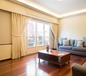 Interior detail - Apartment 130m² homm - Roof Garden with Acropolis View (Athens)