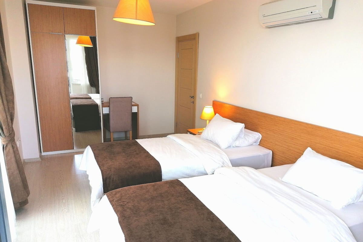 Comfort-Apartment, Mehrere Betten, eingeschränkter Meerblick