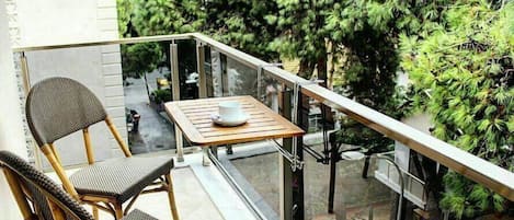 Comfort Apartment, 1 Queen Bed with Sofa bed, City View | Balcony view