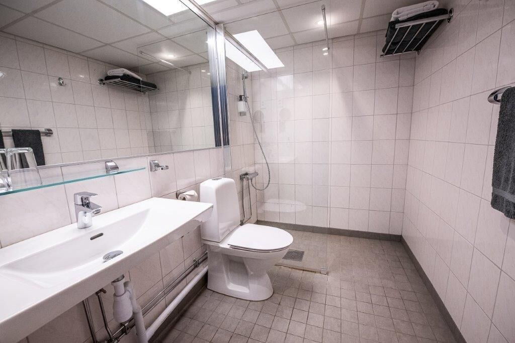 family room, kitchenette (executive) | 1 bedroom, desk, laptop workspace, blackout curtains