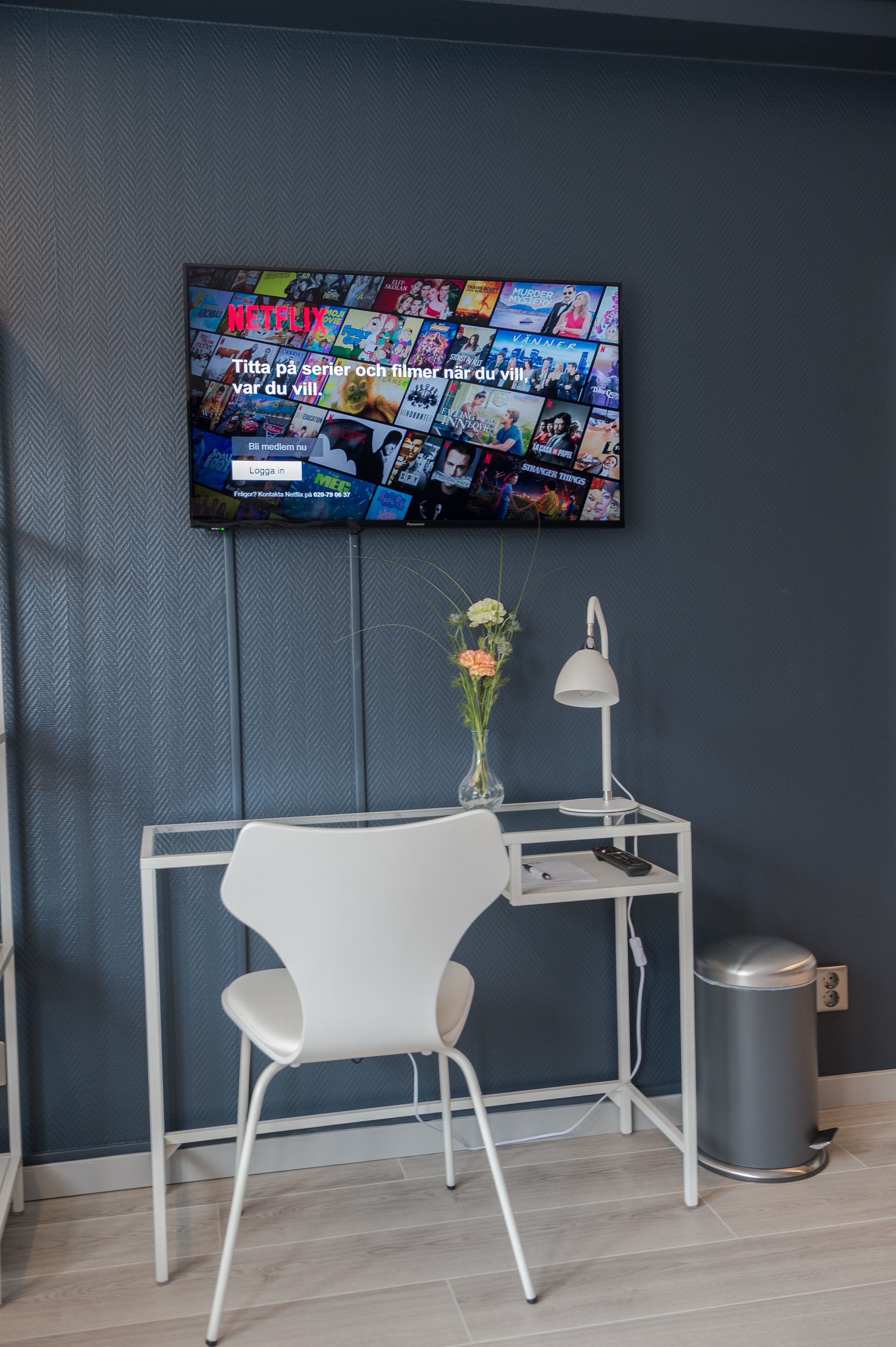 1 bedroom, desk, laptop workspace, blackout curtains