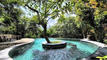 Alberca al aire libre