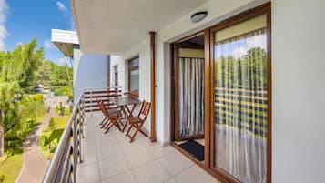 Apartemen (53) | Balkon