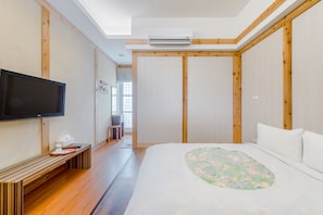 Quarto casal | Cortinas blackout, Wi-Fi de cortesia, roupa de cama
