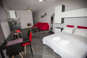 Superior Apartment | In-room safe, blackout drapes, soundproofing, iron/ironing board