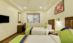 Standard Room | Iron/ironing board, rollaway beds, free WiFi, bed sheets