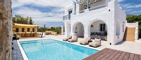 Luxury Villa, 4 Bedrooms, Private Pool, Sea View | Pool