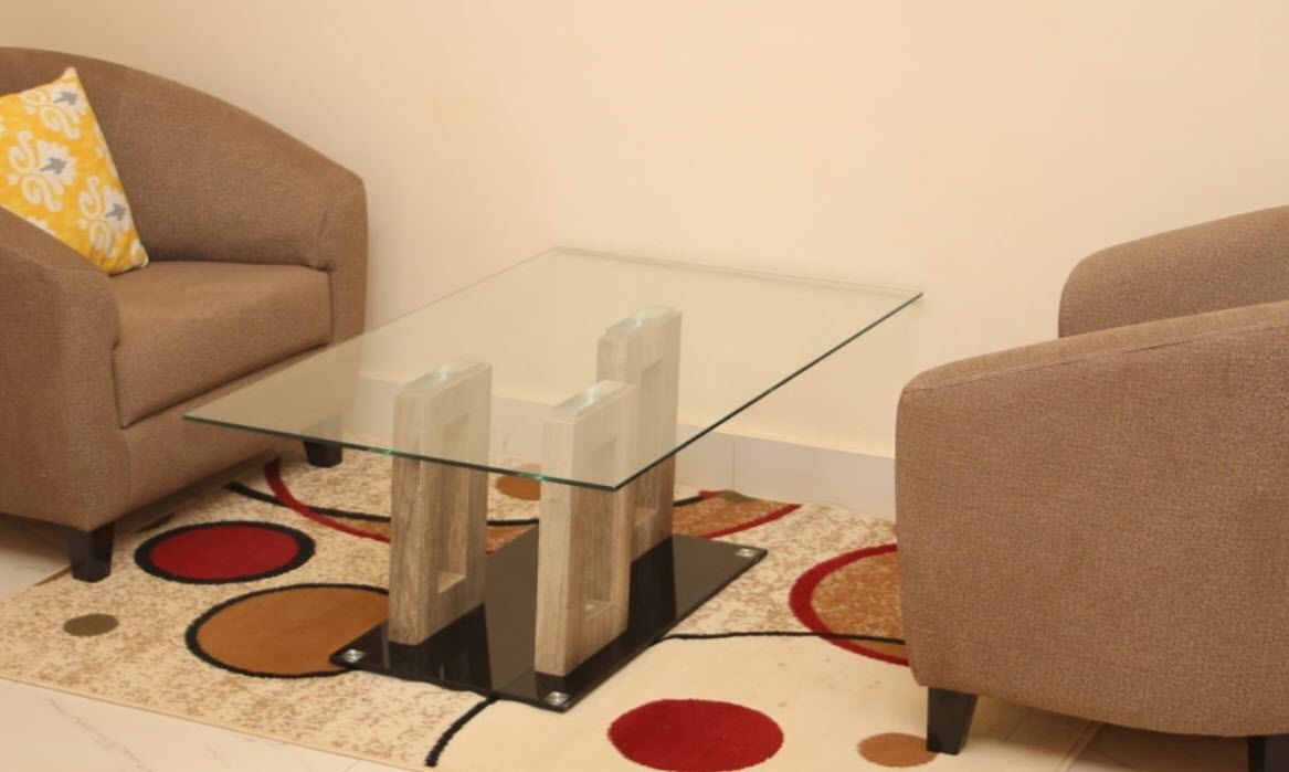 Suite junior | Zona de estar | Televisión de pantalla plana de 43 pulgadas con canales por satélite