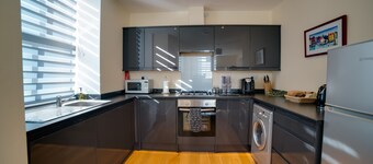 Cs Serviced Apartments