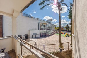 Leilighet (A116) | Balkong