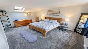 House (6 Bedrooms) | Interior - Ladywell Croyde 6 Bedrooms, Sleeps 12, Hot Tub (Braunton)