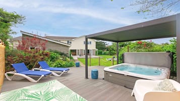 Ferienhaus (6 Bedrooms) | Fassade der Unterkunft