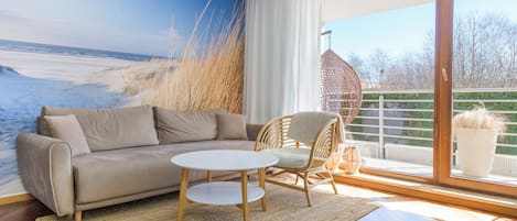 Apartment (B18) | Living area | Flat-screen TV