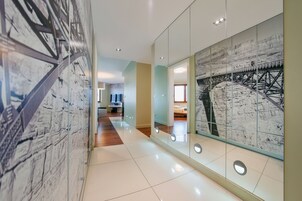 Individually decorated, individually furnished, laptop workspace