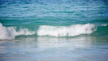 Vlak bij het strand, strandlakens