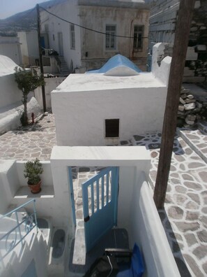 Terrace/patio - Panta Rei Traditional Hotel - Apartments (Paros)