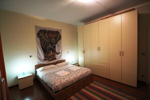 Apartment, 1 Schlafzimmer | 1 Schlafzimmer, kostenloses WLAN, Bettwäsche