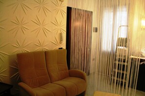 Apartment, 2 Schlafzimmer | Wohnzimmer