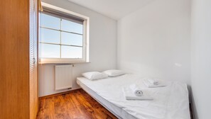 1 habitación y espacio para trabajar con laptop 