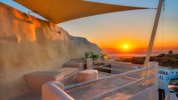 Deluxe House, 2 Bedrooms, Hot Tub & Jacuzzi | Utsikt fra balkong