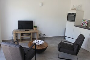 TV, stereo