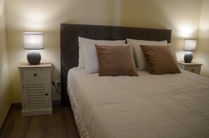 3 slaapkamers, een strijkplank/strijkijzer, wifi, beddengoed