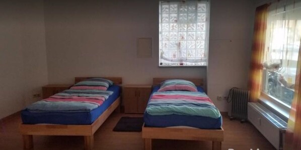 Chambre avec lits jumeaux