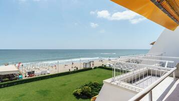 Beach/ocean view