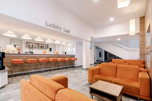Lobby - AluaSun Helios Beach – All Inclusive (Obzor)