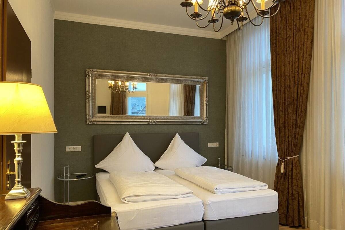 Desk, iron/ironing board, rollaway beds, free WiFi