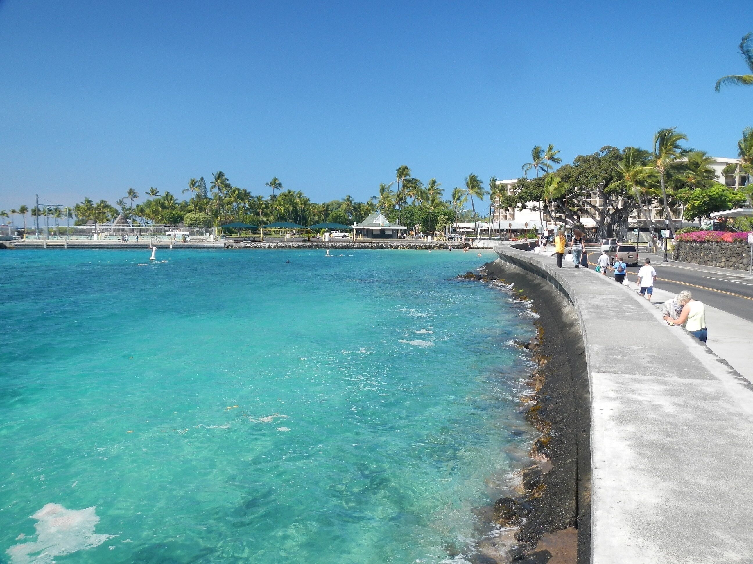  Well equipped, Cozy Condo Steps from Ali'i drive, Kailua-Kona town