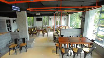 Se sirven desayunos, almuerzos y cenas