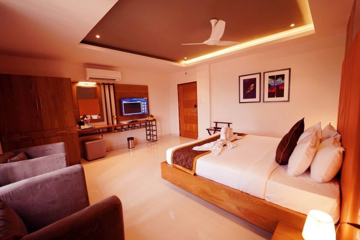 Habitación superior | Minibar, cortinas opacas, sistema de insonorización
