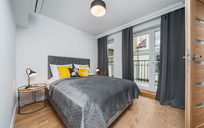 อพาร์ทเมนท์สำหรับครอบครัว, 2 ห้องนอน (13) | ห้องพักตกแต่งอย่างมีเอกลักษณ์, ตกแต่งพิเศษโดยเฉพาะ, เปล/เตียงเด็กอ่อน