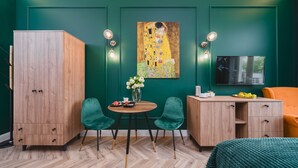 Studiosuite – design | Strykejern/-brett og wi-fi (inkludert)