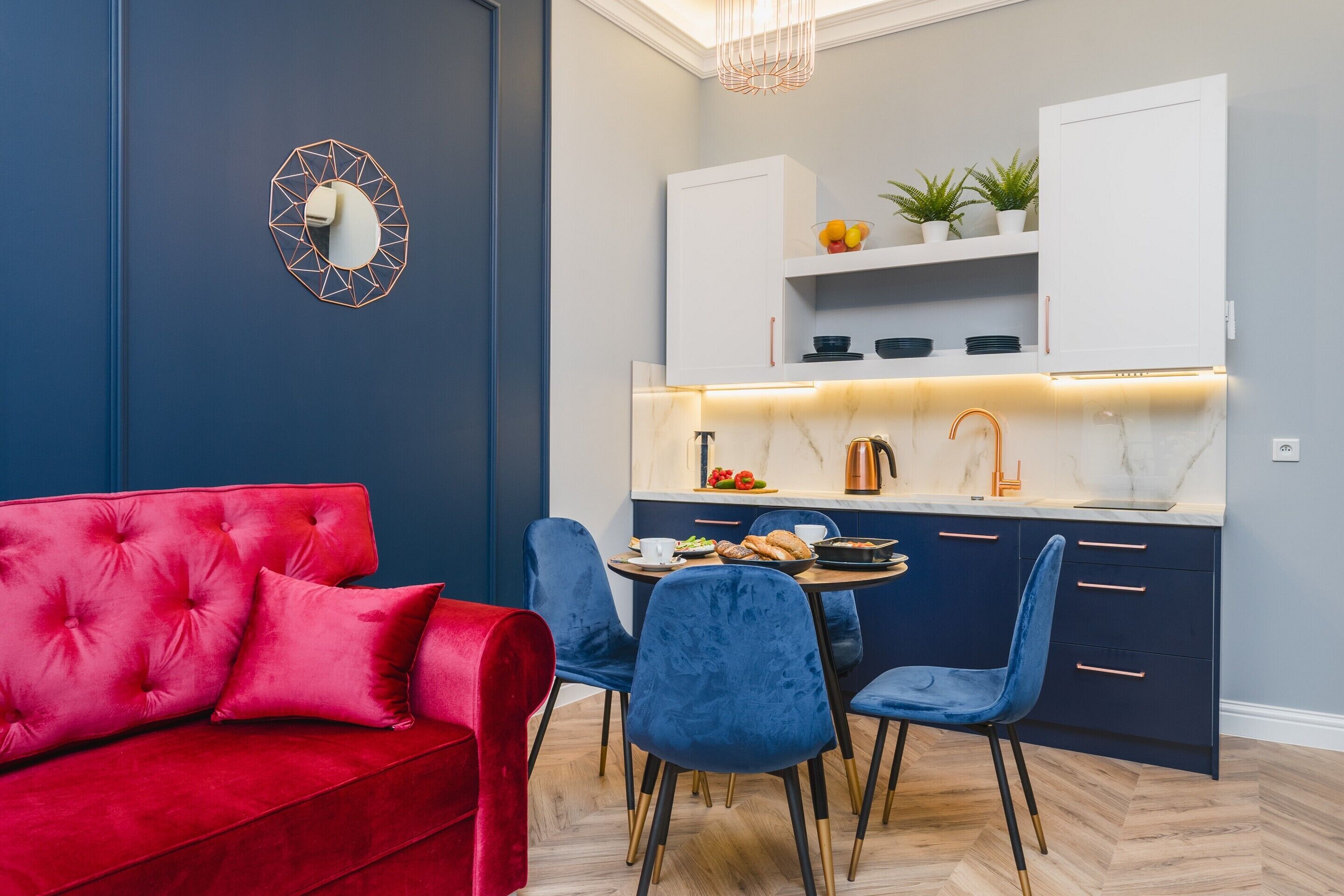 Design Suite | Private kitchen | Fridge, dishwasher, electric kettle, toaster