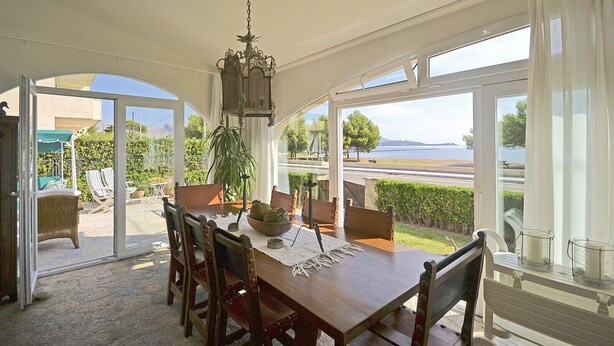 Dining - Llenaire - Xata, seafront house with private pool in Puerto de Pollença (Pollensa)