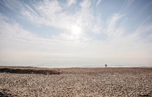 Beach - Nice home in Cisano sul Neva (SV) (Cisano sul Neva (SV))