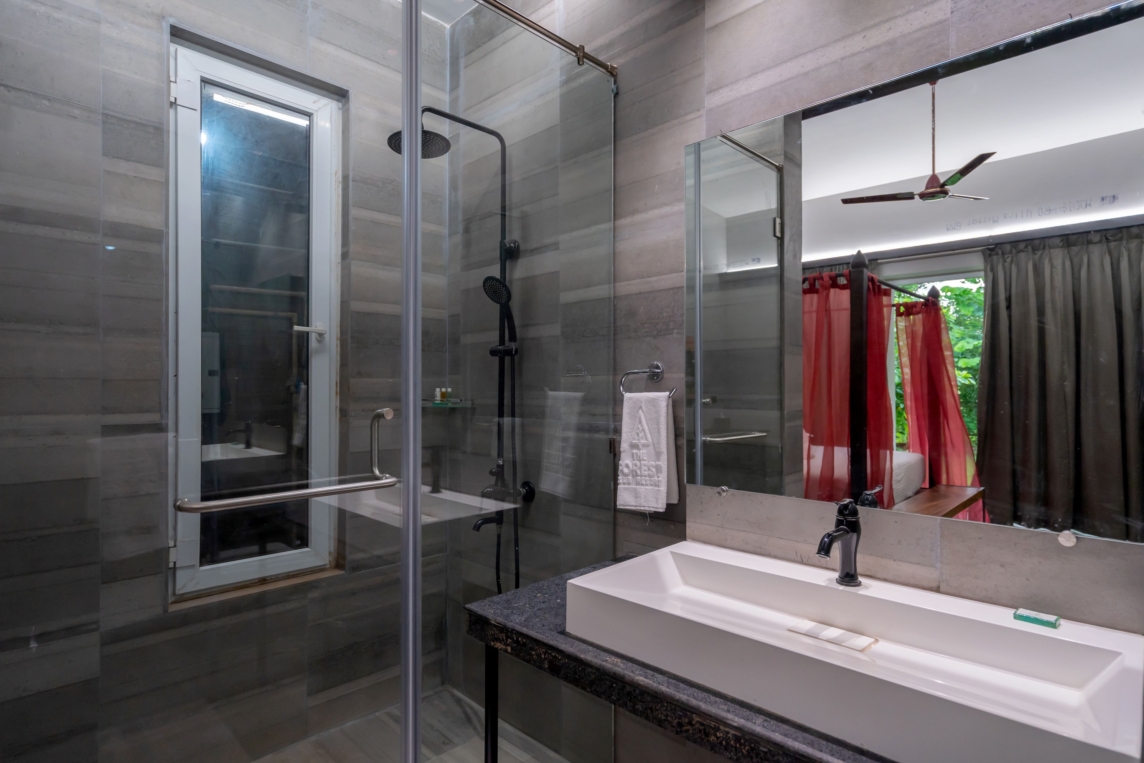 premium double room, 1 bedroom, non smoking, garden view | bathroom sink