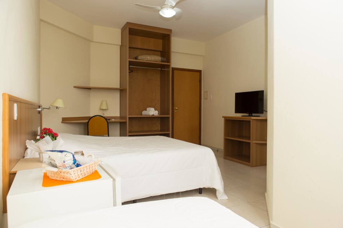 Deluxe Tek Büyük Yataklı Oda | Minibar, ücretsiz kablosuz İnternet