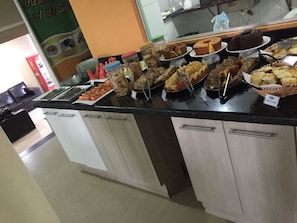 Desayuno buffet incluido todos los días