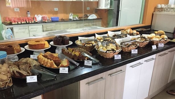 Breakfast buffet - Hotel Asa Branca (Seabra)