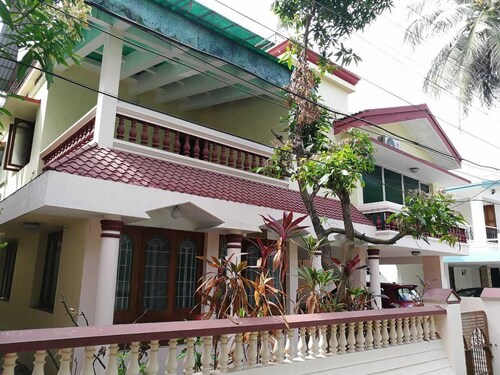 Convenient 3BHK Villa at City Centre