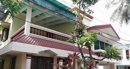 Convenient 3BHK Villa at City Centre