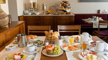 Daily buffet breakfast (EUR 24 per person)