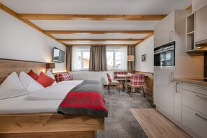 Living area - Apartments  Garni Alpenrose (Tweng)