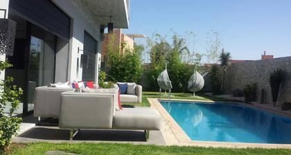 Beautiful spacious villa with pool and garden